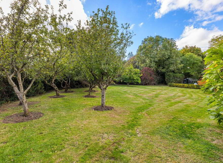 Actonville, Ballybawn Lower, Kilmacanogue, A98W104