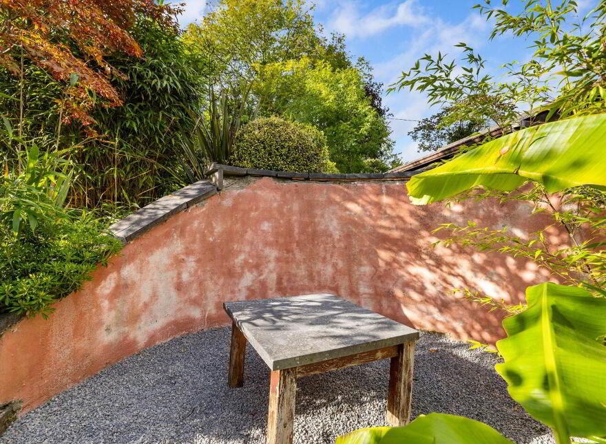 Actonville, Ballybawn Lower, Kilmacanogue, A98W104