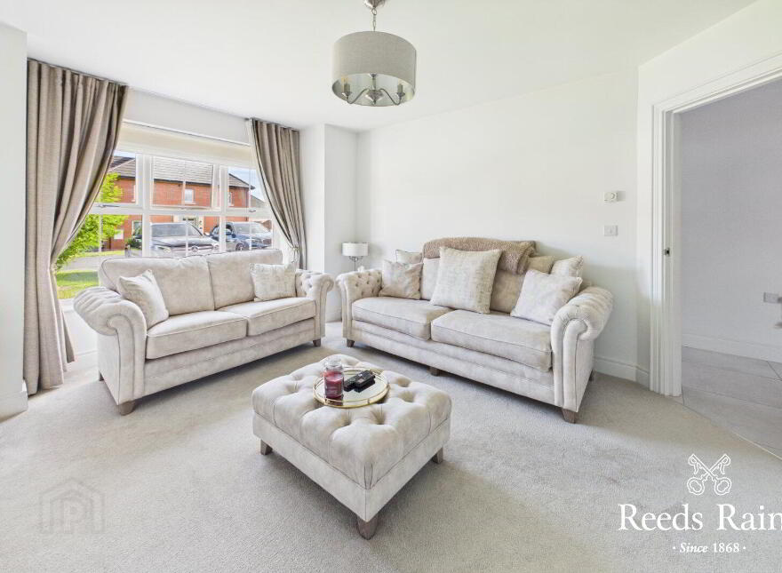 16 Lynn Hall Grove, Bangor, BT19 1LT