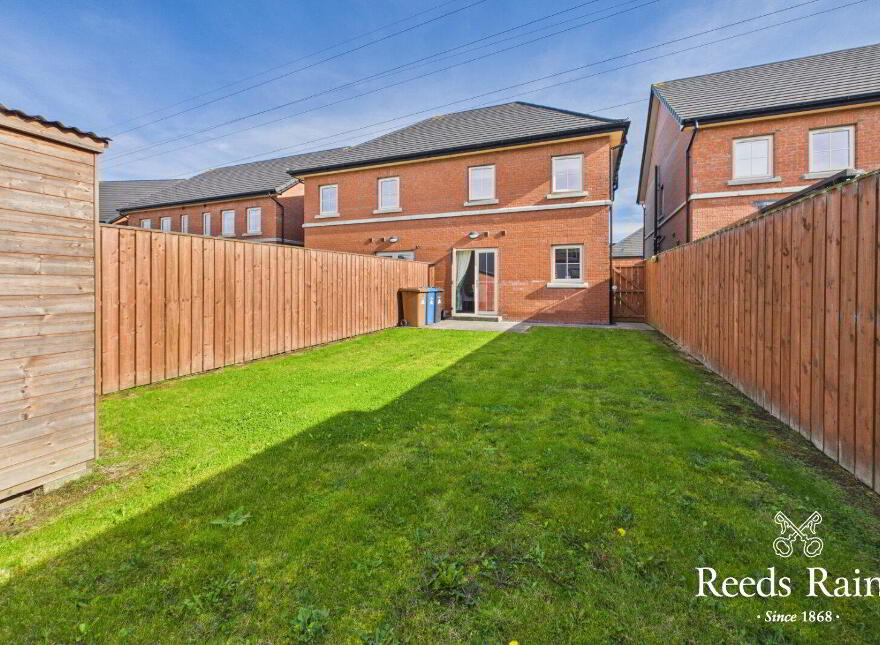 16 Lynn Hall Grove, Bangor, BT19 1LT