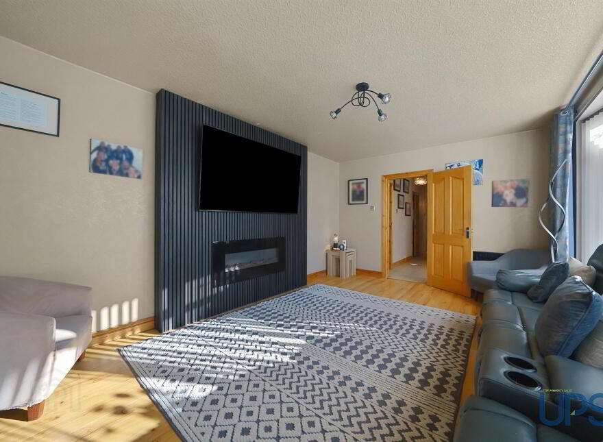 64 & 64A Glengoland Park, Stewartstown Road, Dunmurry, Belfast, BT17 0JB