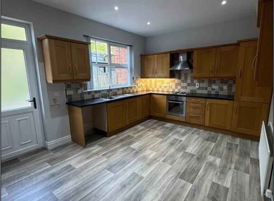 36 Windmill Lane, Ballynahinch, BT24 8EU