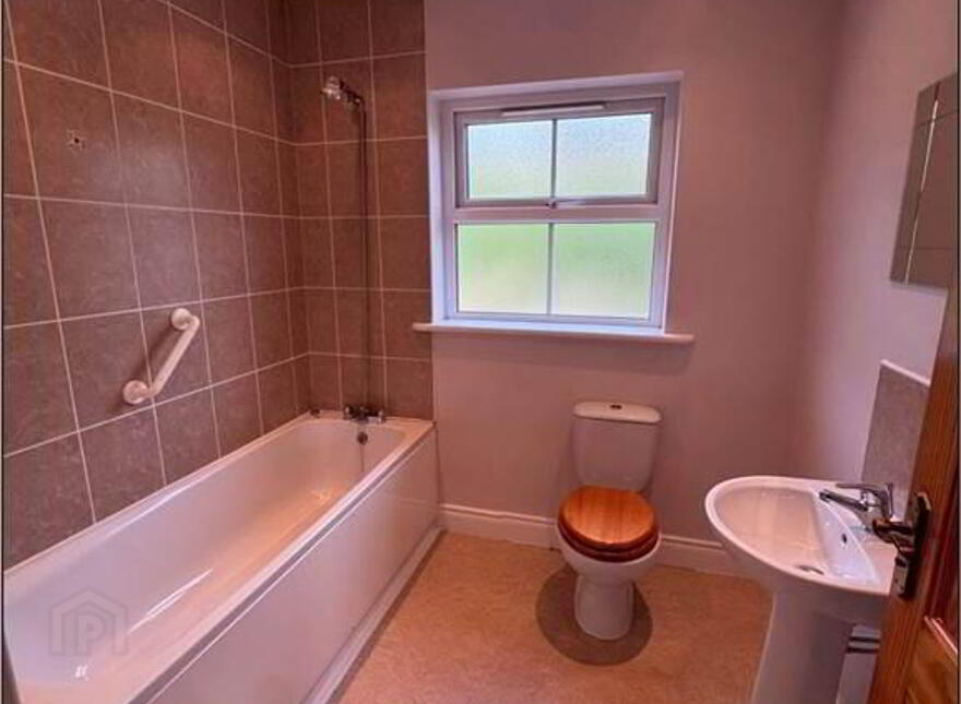36 Windmill Lane, Ballynahinch, BT24 8EU