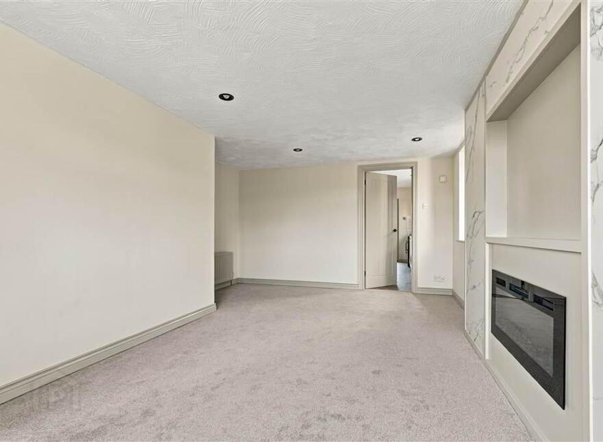 5 Mill Row, Broughshane, Ballymena, BT42 4JB