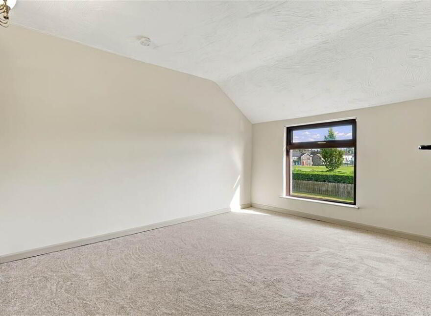 5 Mill Row, Broughshane, Ballymena, BT42 4JB