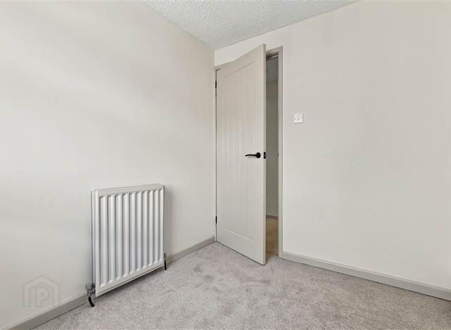 5 Mill Row, Broughshane, Ballymena, BT42 4JB