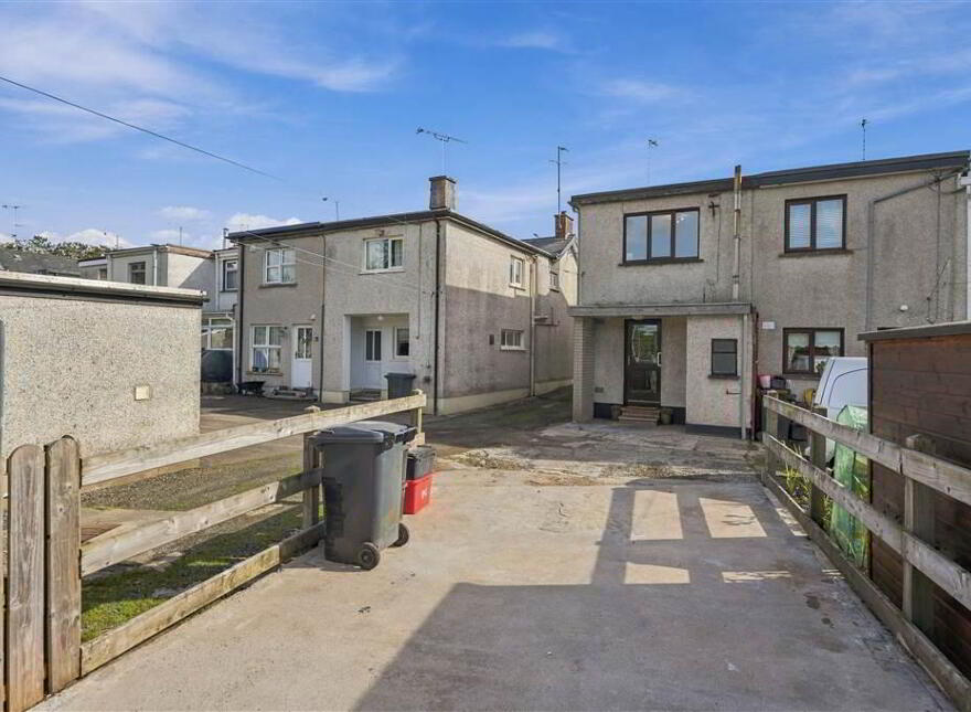 5 Mill Row, Broughshane, Ballymena, BT42 4JB