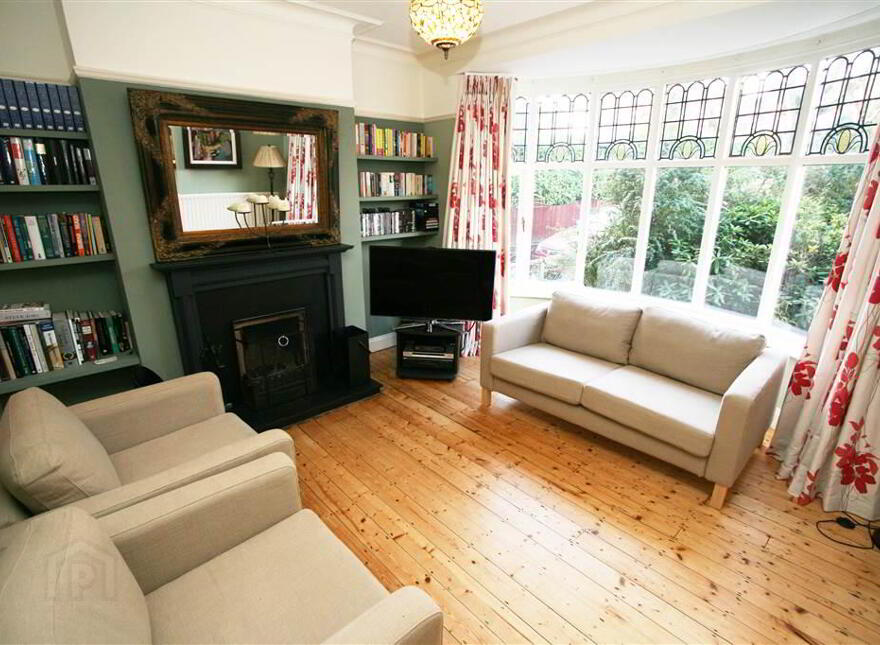 22 Sans Souci Park, Off Malone Road, Belfast, BT9 5BZ