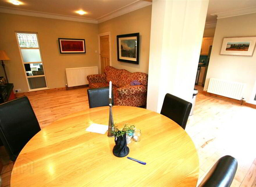22 Sans Souci Park, Off Malone Road, Belfast, BT9 5BZ