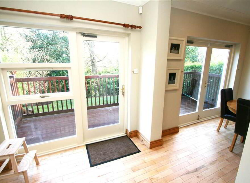 22 Sans Souci Park, Off Malone Road, Belfast, BT9 5BZ