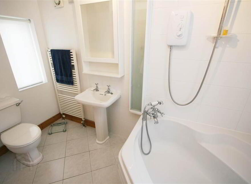 22 Sans Souci Park, Off Malone Road, Belfast, BT9 5BZ