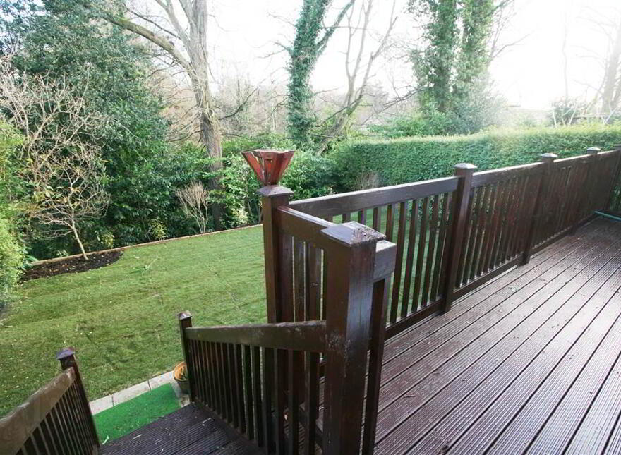 22 Sans Souci Park, Off Malone Road, Belfast, BT9 5BZ