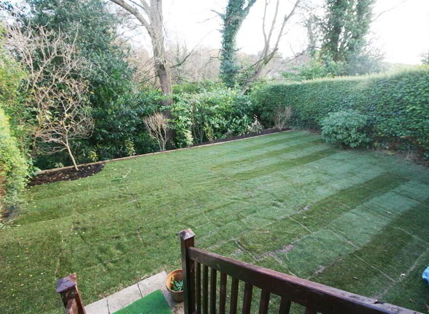 22 Sans Souci Park, Off Malone Road, Belfast, BT9 5BZ