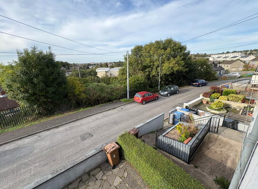 6 Ardpatrick Avenue, Downpatrick, BT30 6JF