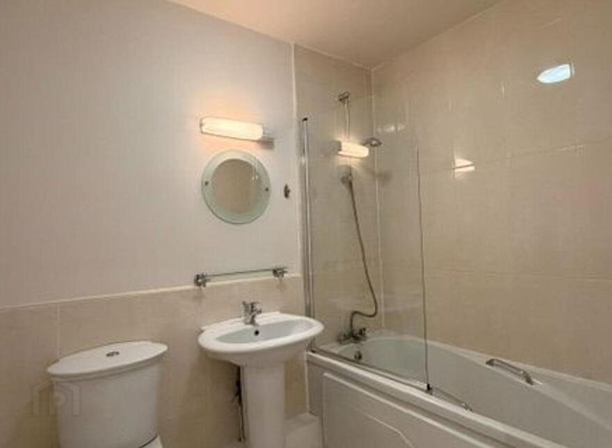 Eden Gate, Delgany, A63FY99