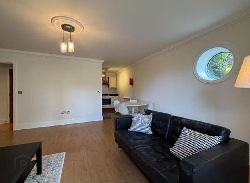Eden Gate, Delgany, A63FY99
