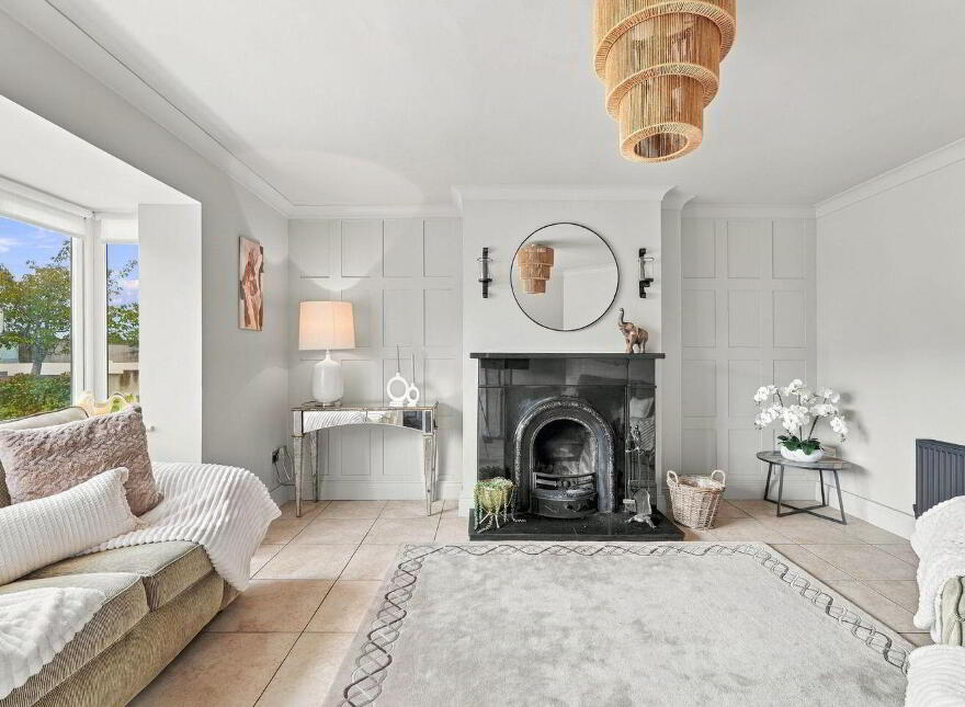 4 Fairfields Close, Adamstown, Y21PF76