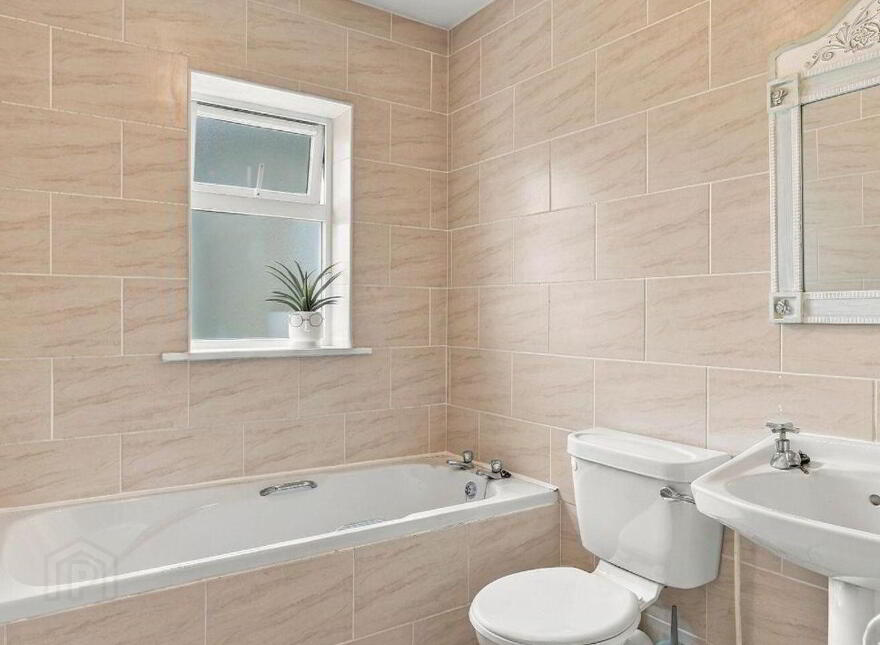 4 Fairfields Close, Adamstown, Y21PF76