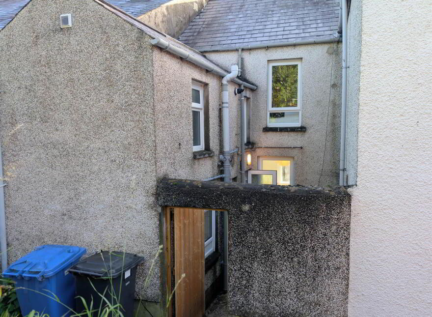 104 Old Glenarm Road, Larne, BT40 1NH