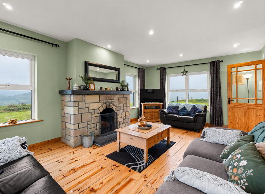 Kinnakillew, Glencolmcille, F94XE970