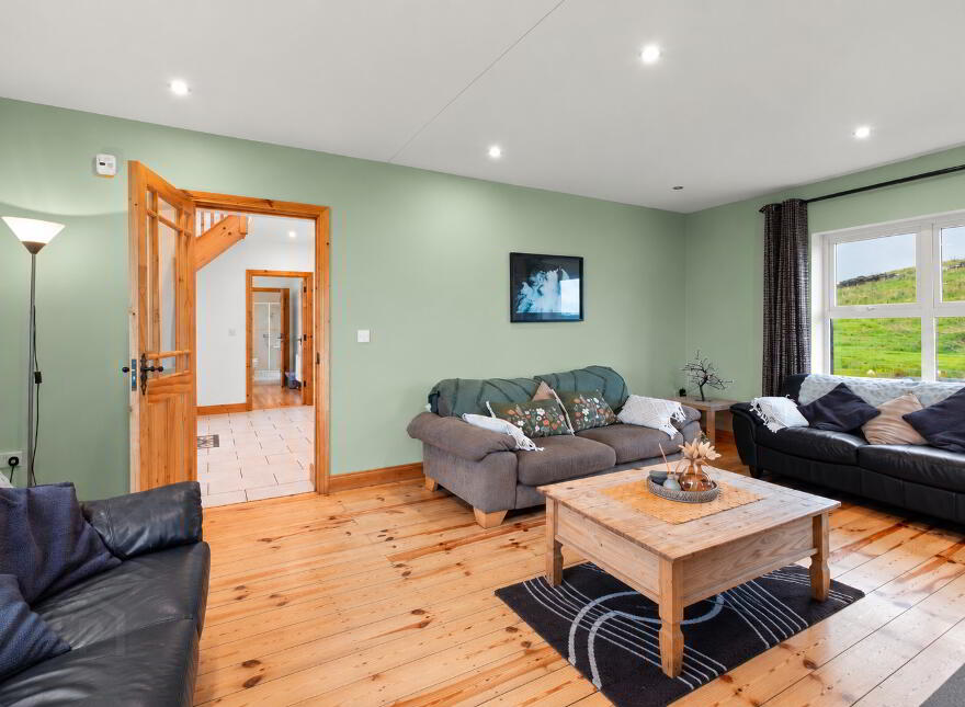 Kinnakillew, Glencolmcille, F94XE970