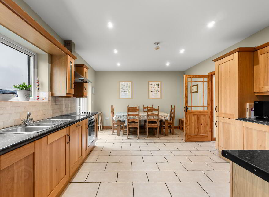 Kinnakillew, Glencolmcille, F94XE970