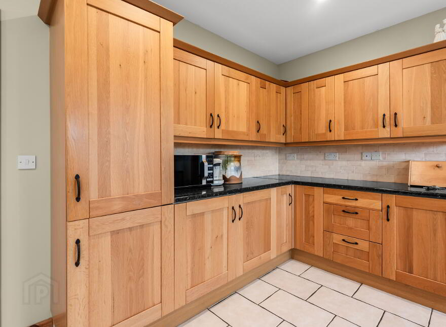 Kinnakillew, Glencolmcille, F94XE970