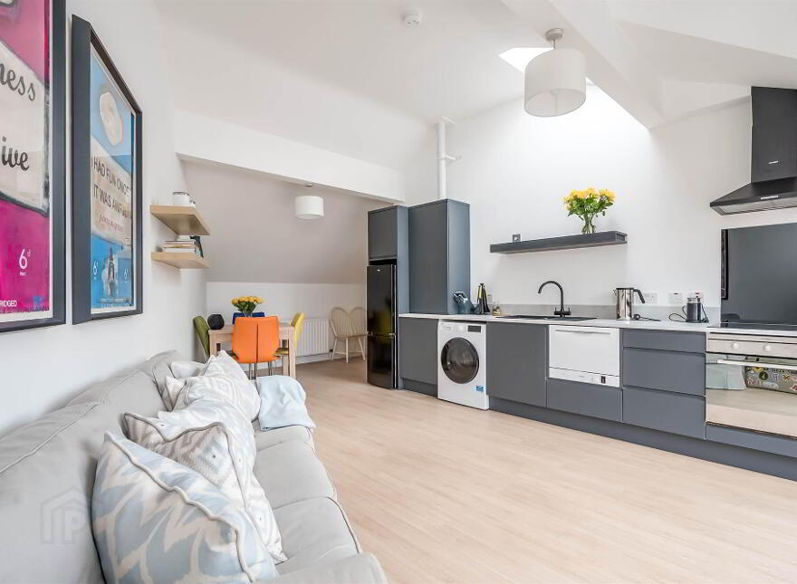 5 Southside Mews, Cussick Street, Lisburn Road, Belfast, BT9 6DU