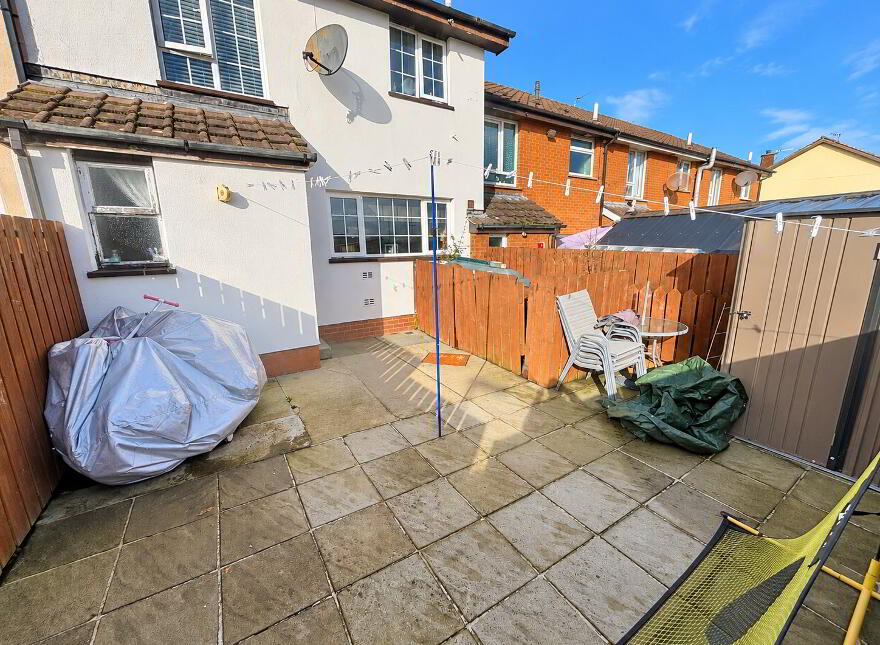 81 Iveagh Drive, Banbridge, BT32 3ZE