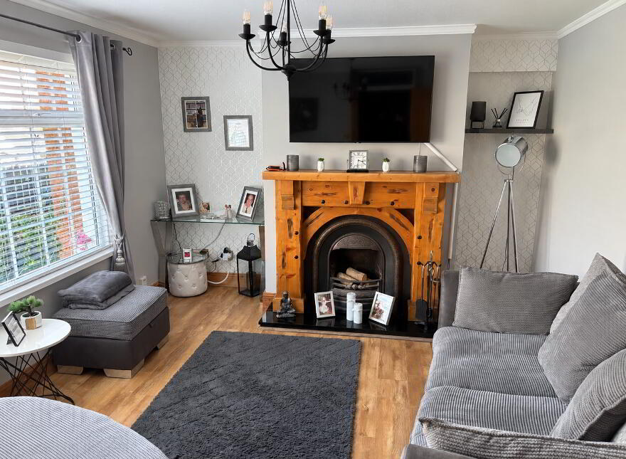 81 Iveagh Drive, Banbridge, BT32 3ZE