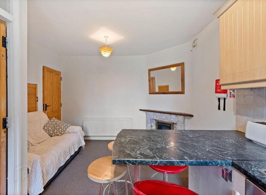 95 White Oaks, Wilton, T12E4EX