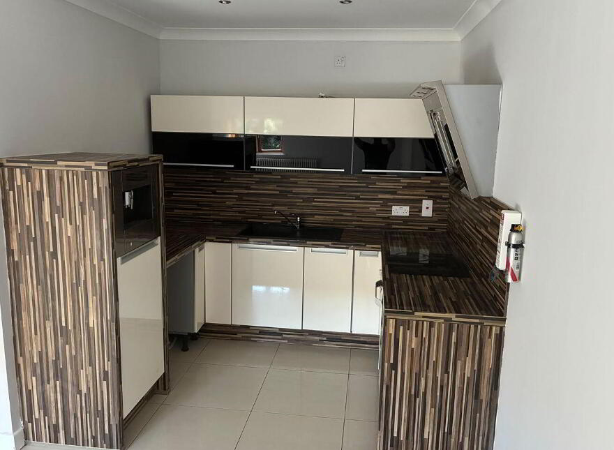 2 X Apartments At Old Castle View, Kilgobbin Road, Stepaside, Dublin 18, D18X326