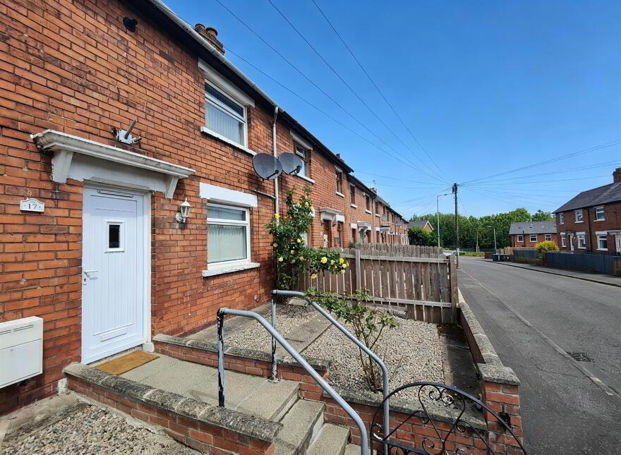 17 Seagrove Parade, Belfast, BT15 3NX