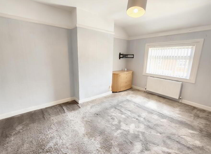 17 Seagrove Parade, Belfast, BT15 3NX