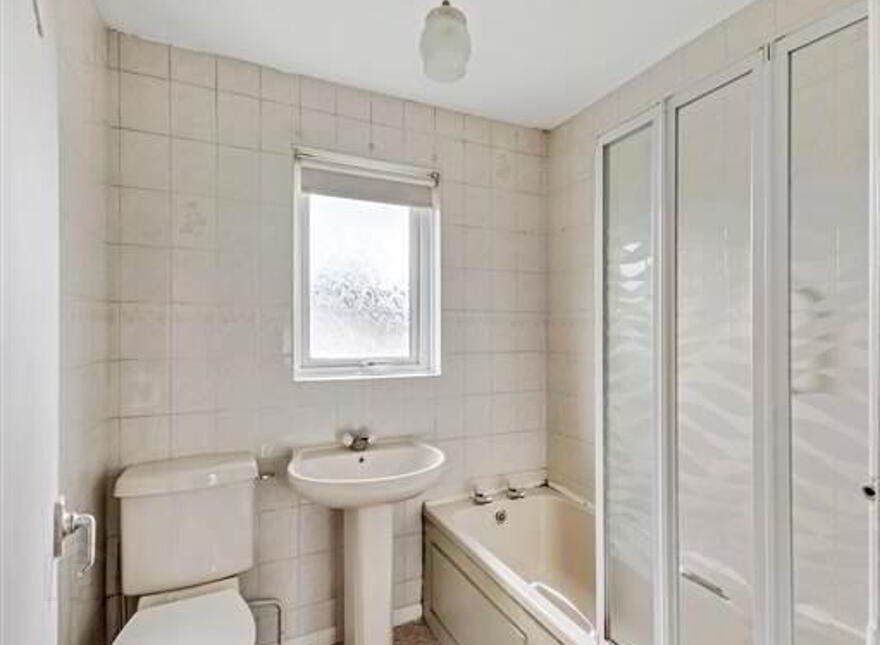 17 Hornbeam Road, Conway, Dunmurry, Belfast, BT17 9DW
