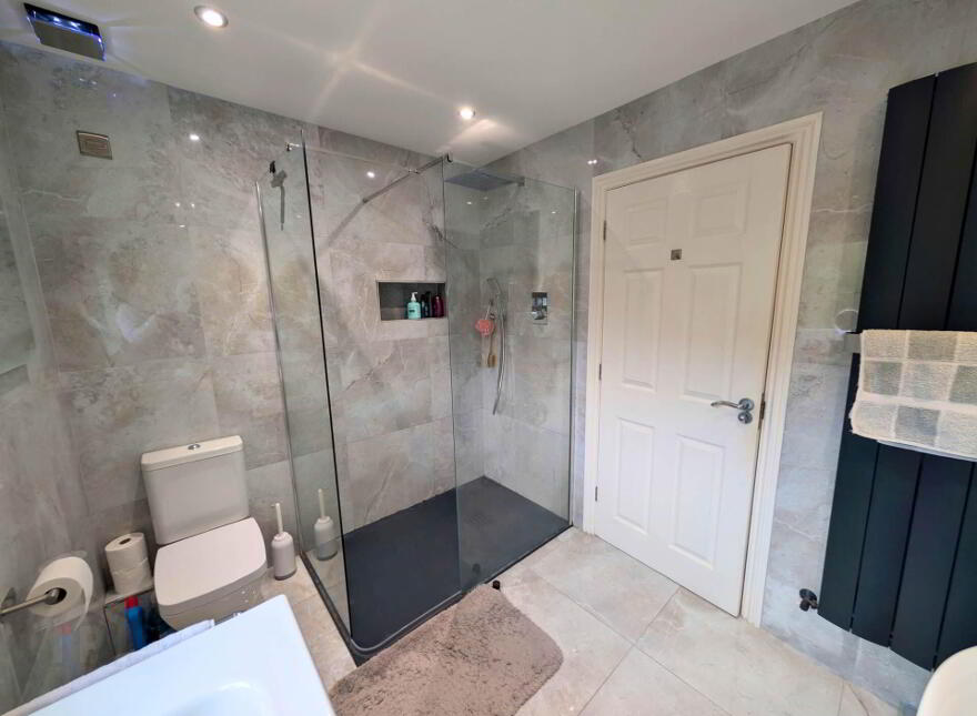 66 Lislaynan, Carrickfergus, BT38 9GZ