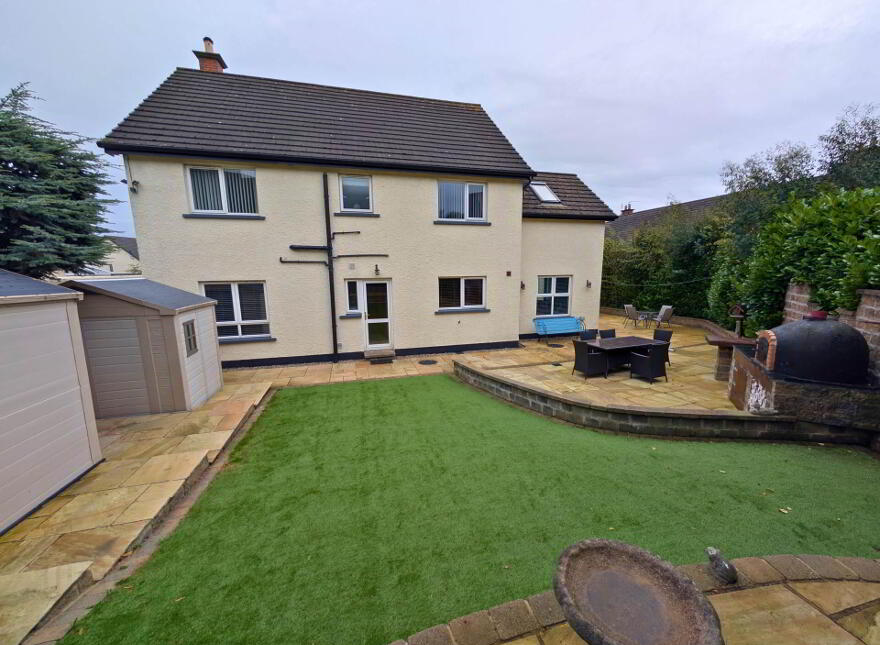 66 Lislaynan, Carrickfergus, BT38 9GZ