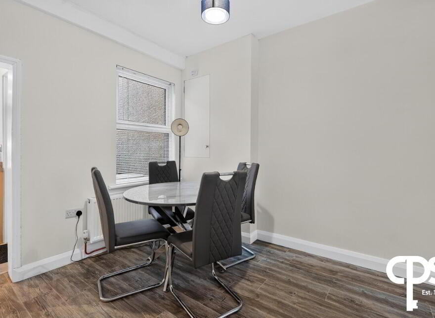 50 Meadowbank Place, Belfast, BT9 7FF