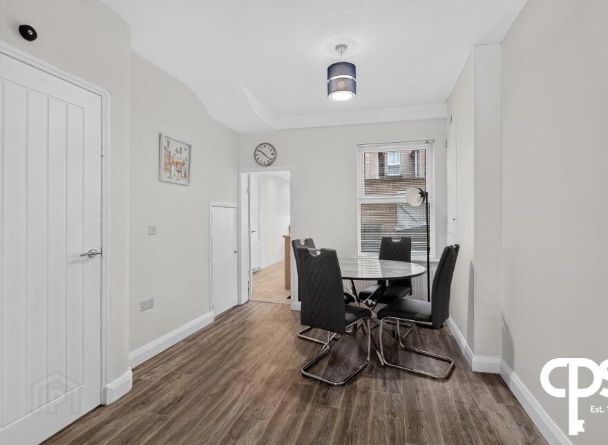 50 Meadowbank Place, Belfast, BT9 7FF