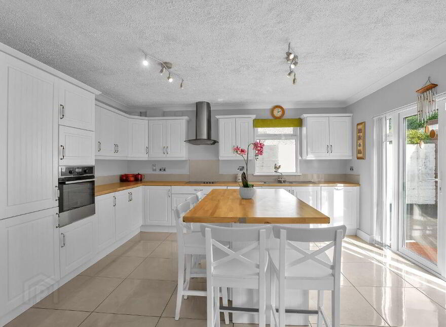 29 Roselawn, Naas, W91WRW7