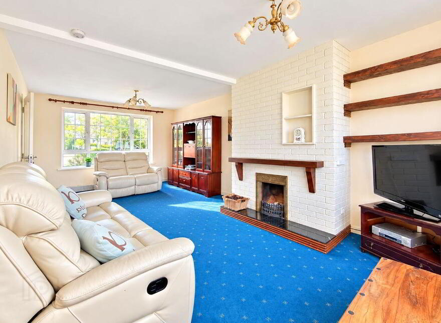 17 Montree, Athlone, N37X268