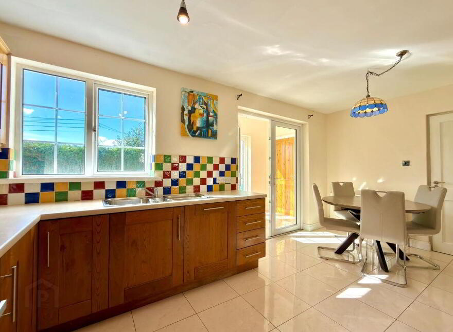 17 Montree, Athlone, N37X268