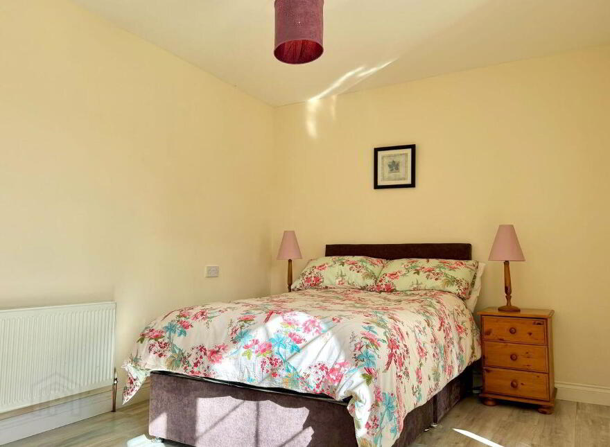 17 Montree, Athlone, N37X268