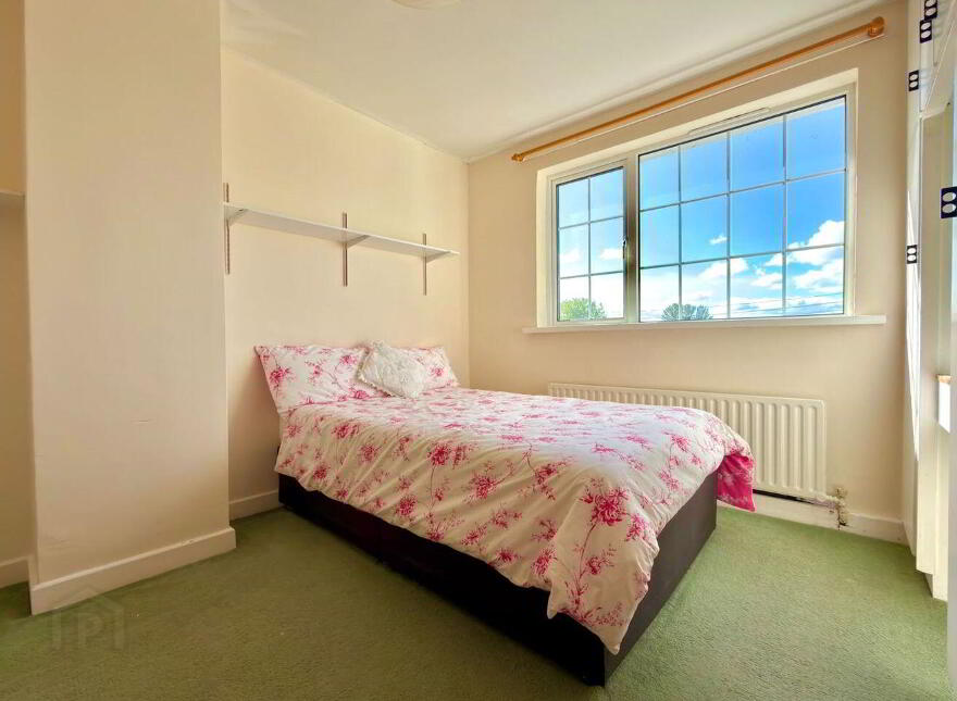 17 Montree, Athlone, N37X268