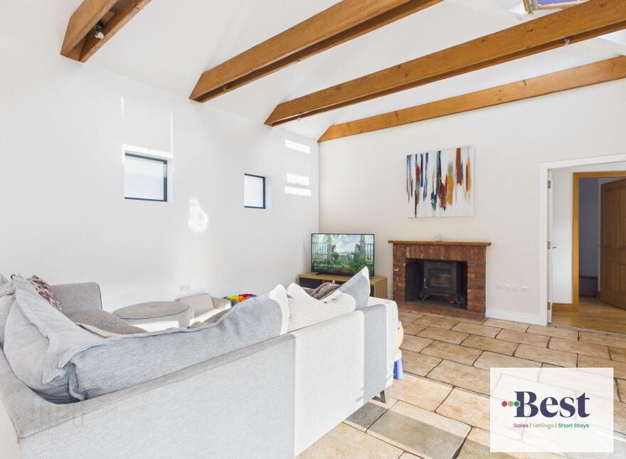 1 Lodge Road, Larne, BT40 1AZ