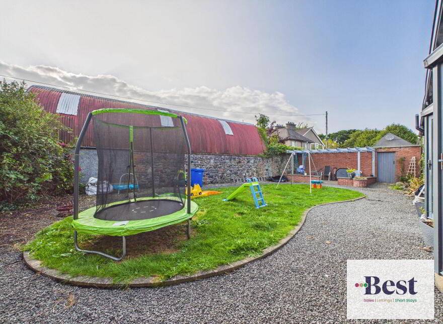 1 Lodge Road, Larne, BT40 1AZ