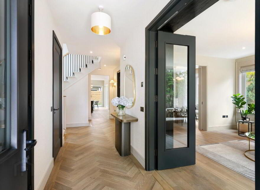 Cedarvale, Torquay Road, Foxrock, Dublin 18, D18F5XK