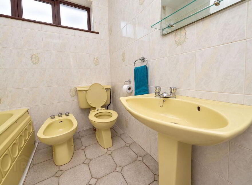 Shangri La, Silversprings Road, Mayfield, T23F7X9
