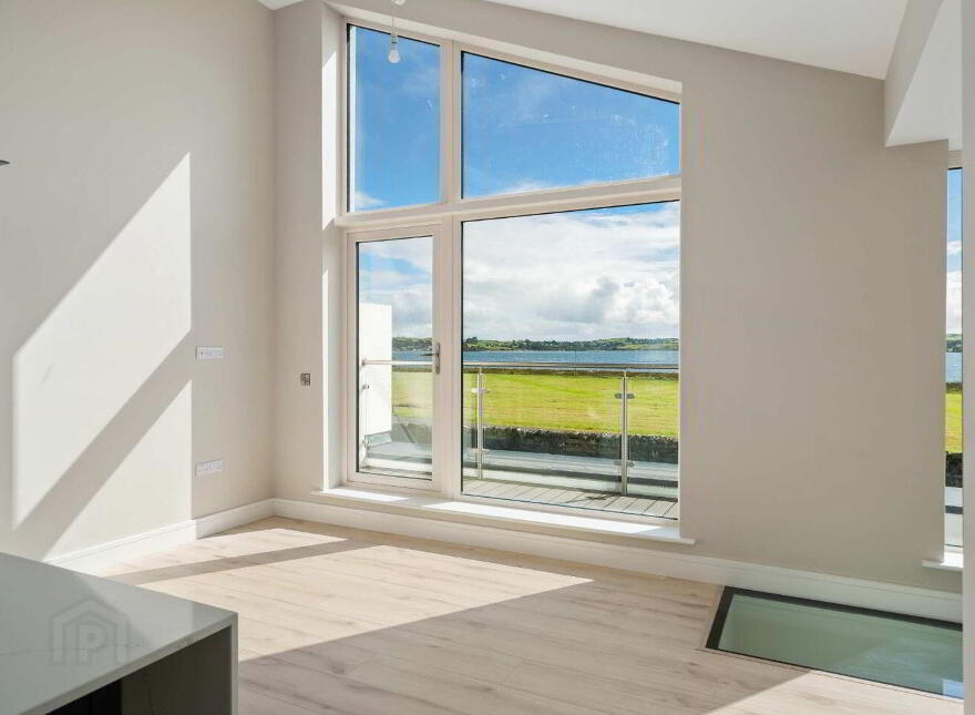 The Lookout, Gort Road, Loughrea, H62TN50
