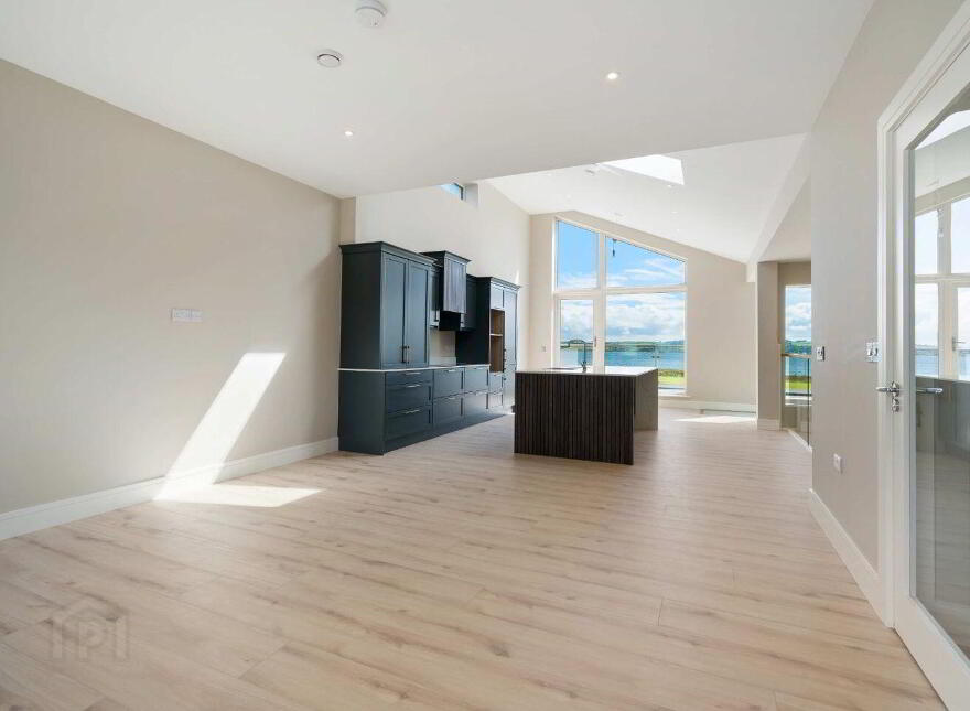 The Lookout, Gort Road, Loughrea, H62TN50